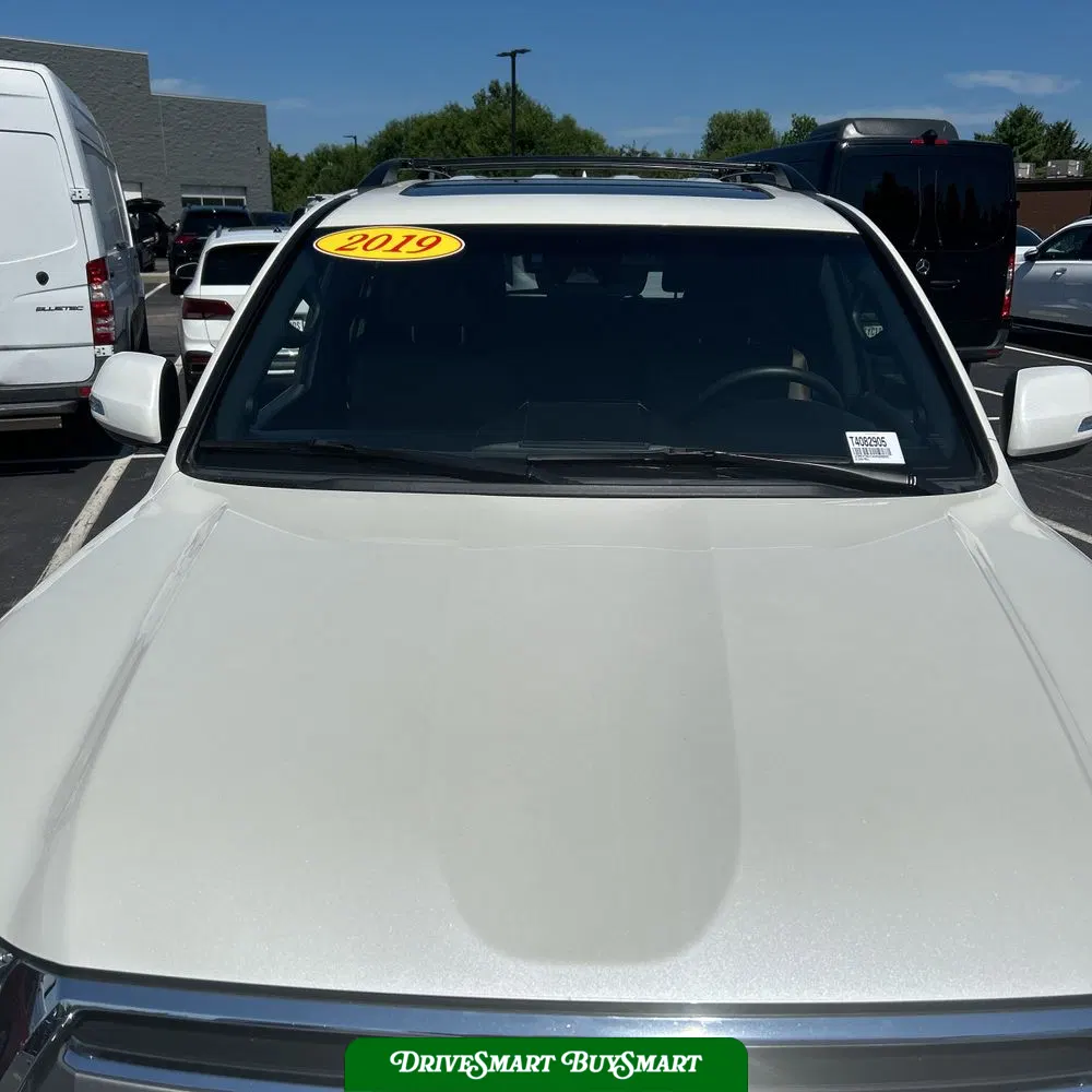 2019 Toyota Land Cruiser Base