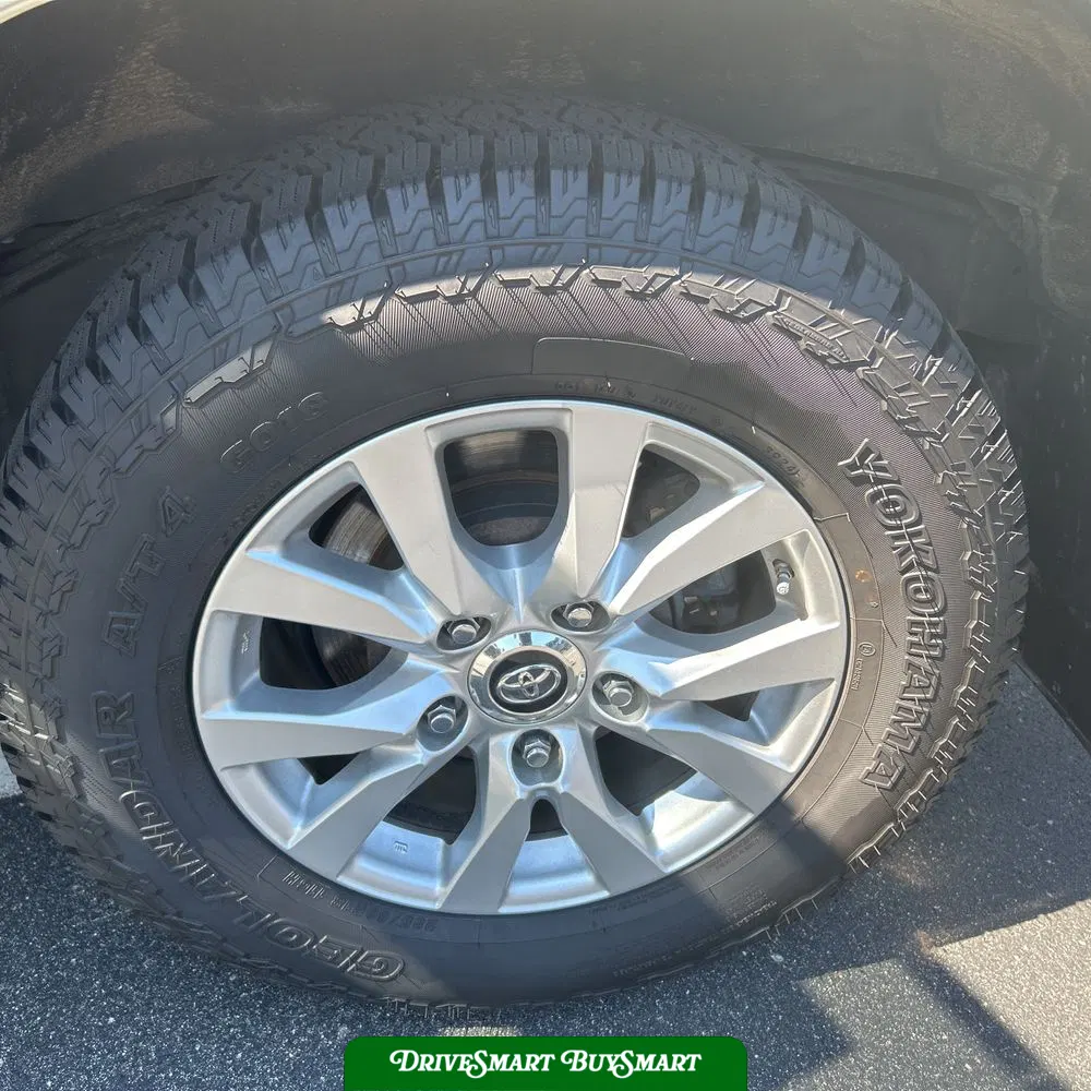 2019 Toyota Land Cruiser Base