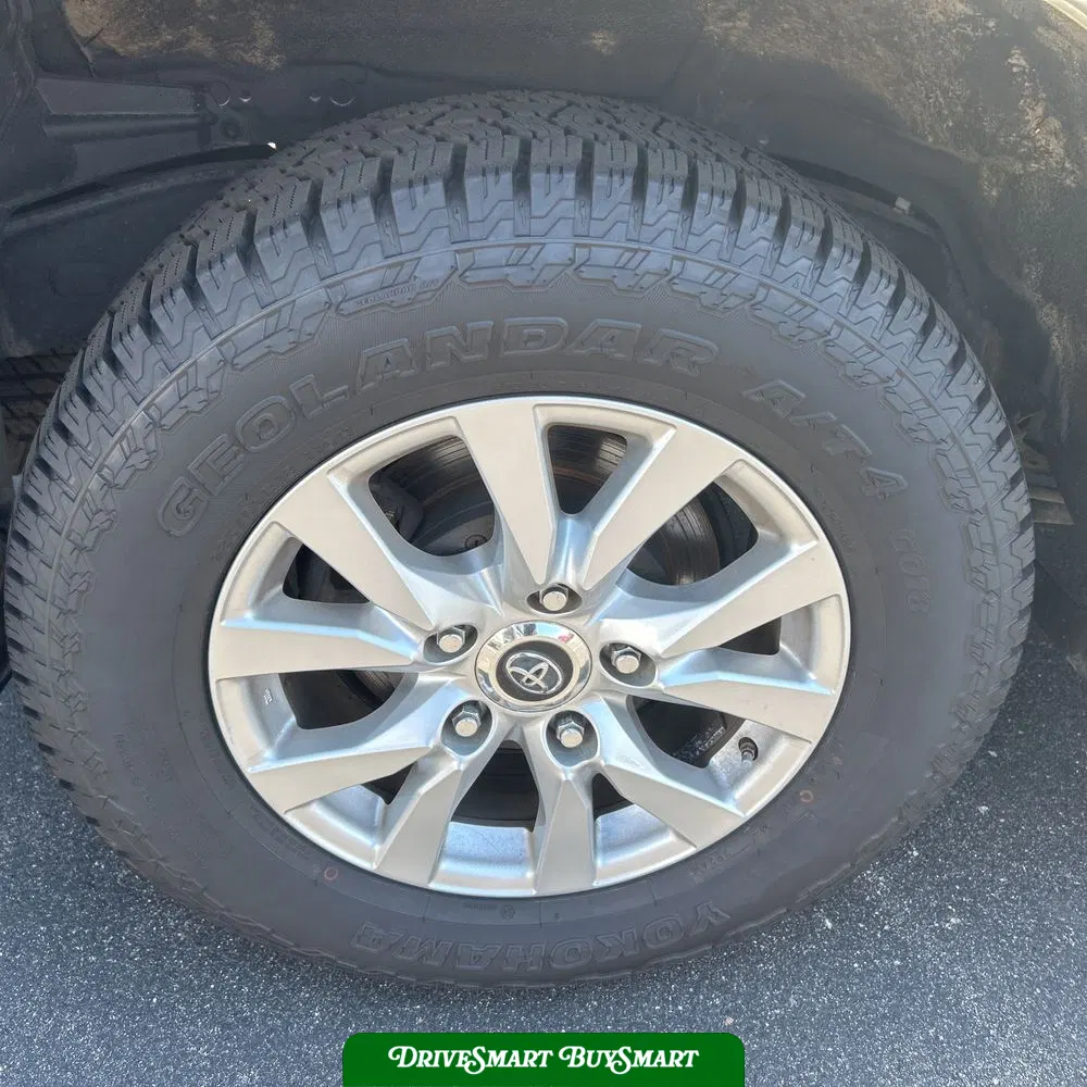 2019 Toyota Land Cruiser Base