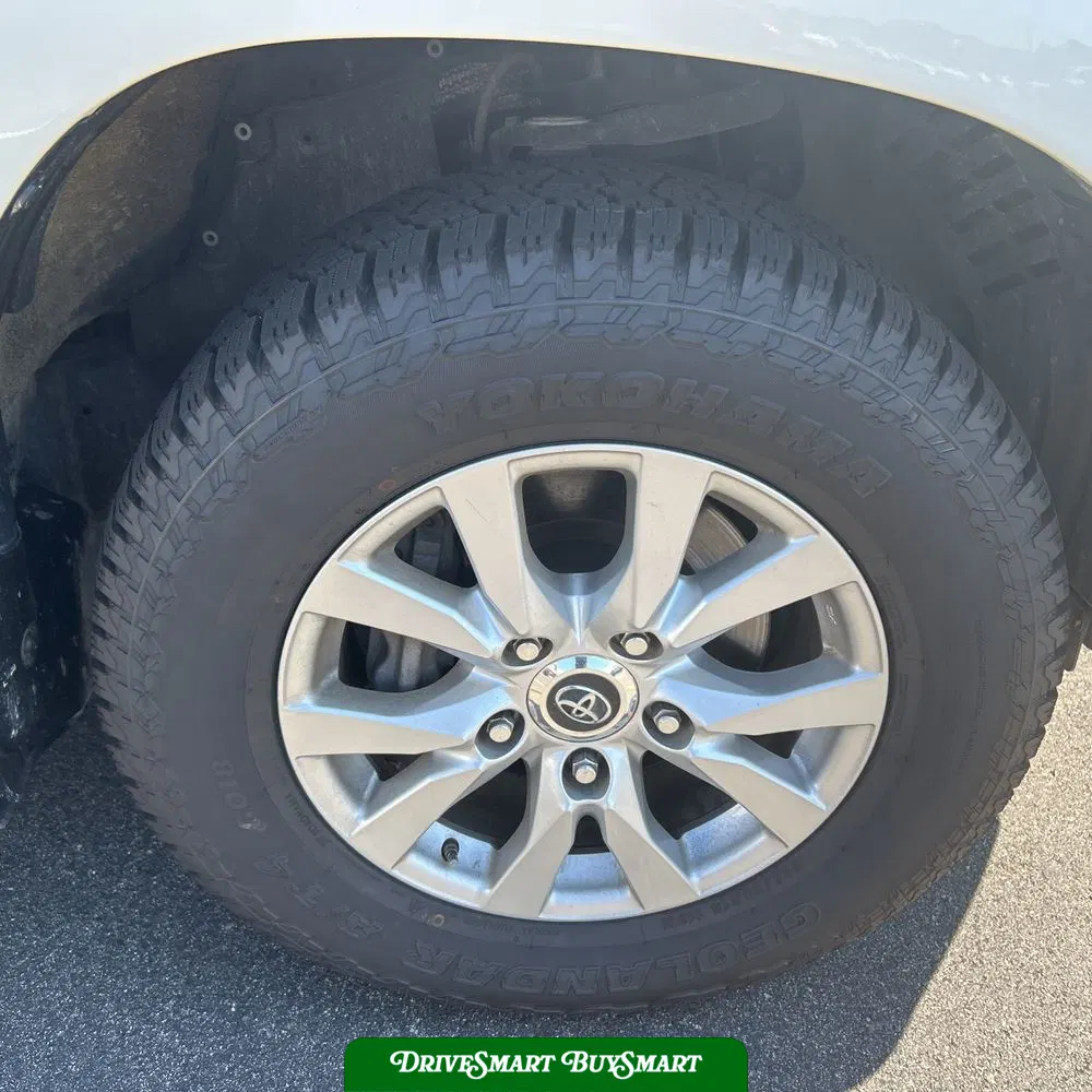 2019 Toyota Land Cruiser Base