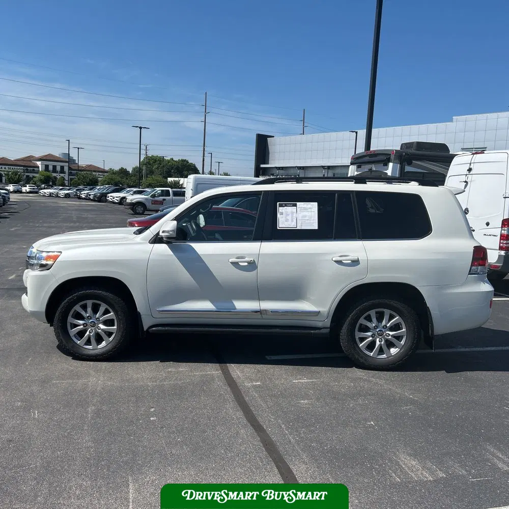 2019 Toyota Land Cruiser Base