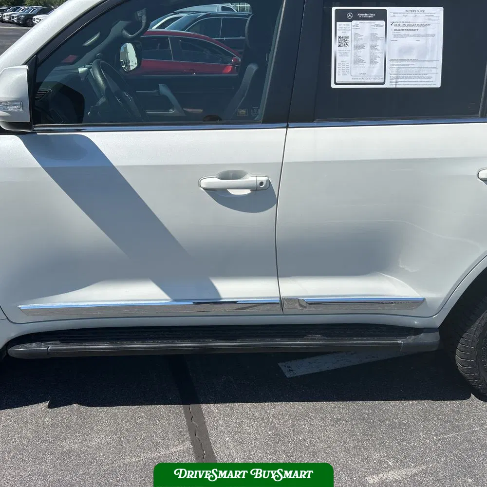 2019 Toyota Land Cruiser Base