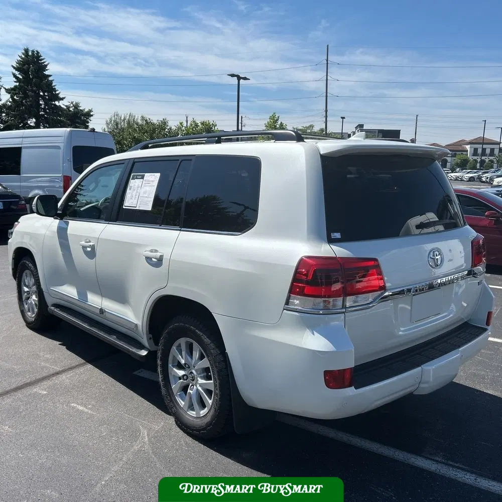 2019 Toyota Land Cruiser Base