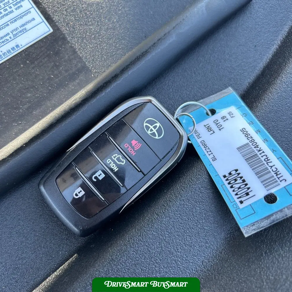 2019 Toyota Land Cruiser Base