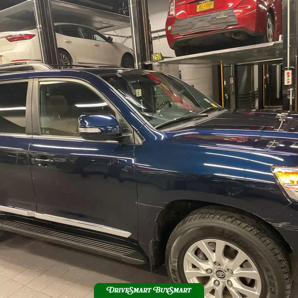 2019 Toyota Land Cruiser Base