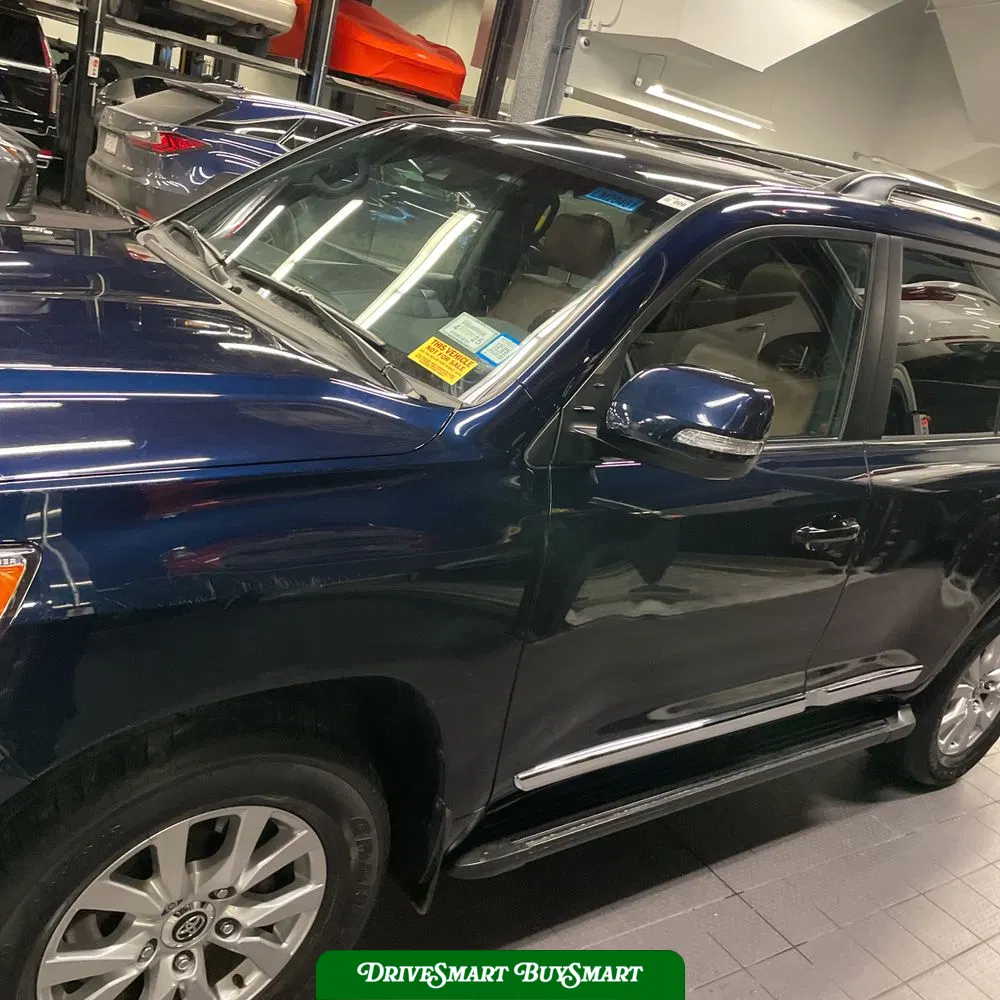 2019 Toyota Land Cruiser Base