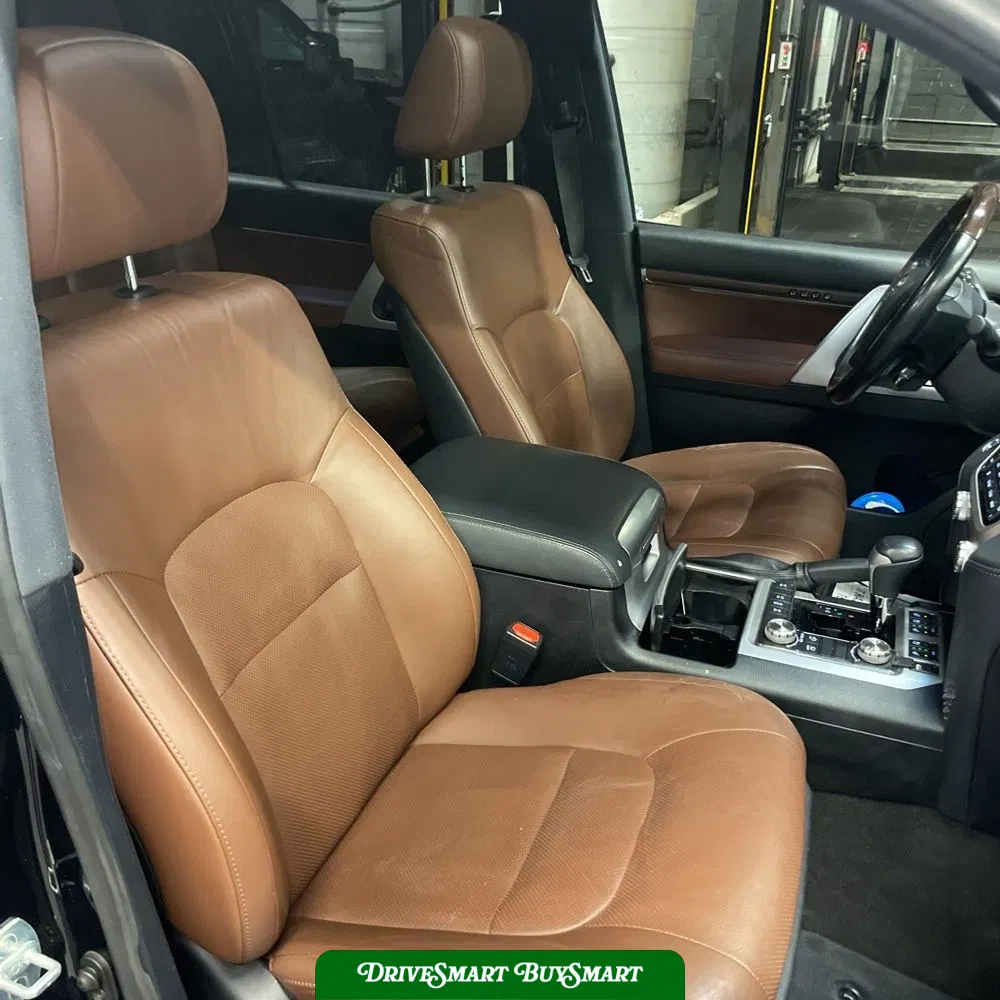 2019 Toyota Land Cruiser Base