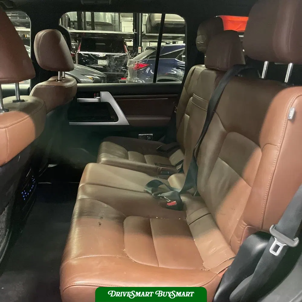 2019 Toyota Land Cruiser Base
