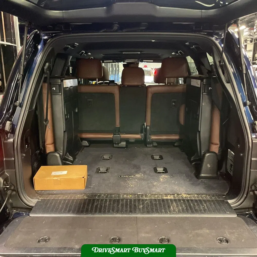 2019 Toyota Land Cruiser Base