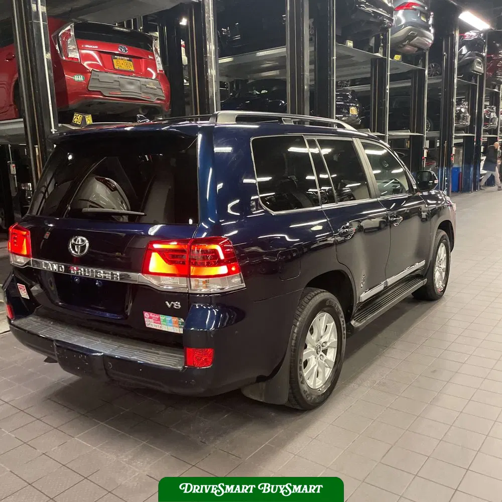 2019 Toyota Land Cruiser Base