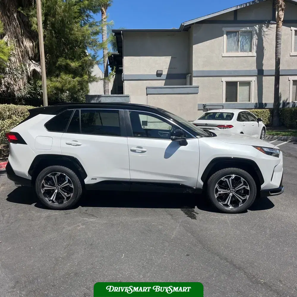 2025 Toyota RAV4 Plug-in Hybrid XSE