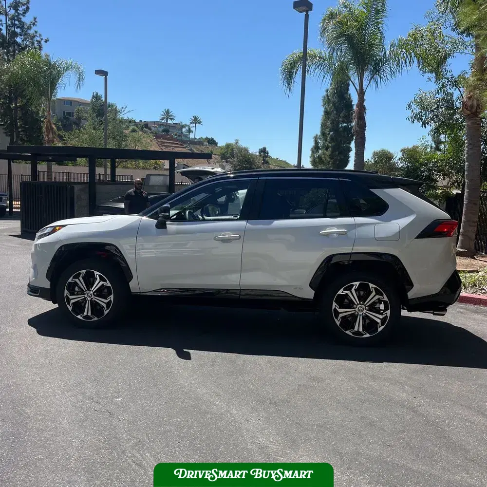 2025 Toyota RAV4 Plug-in Hybrid XSE