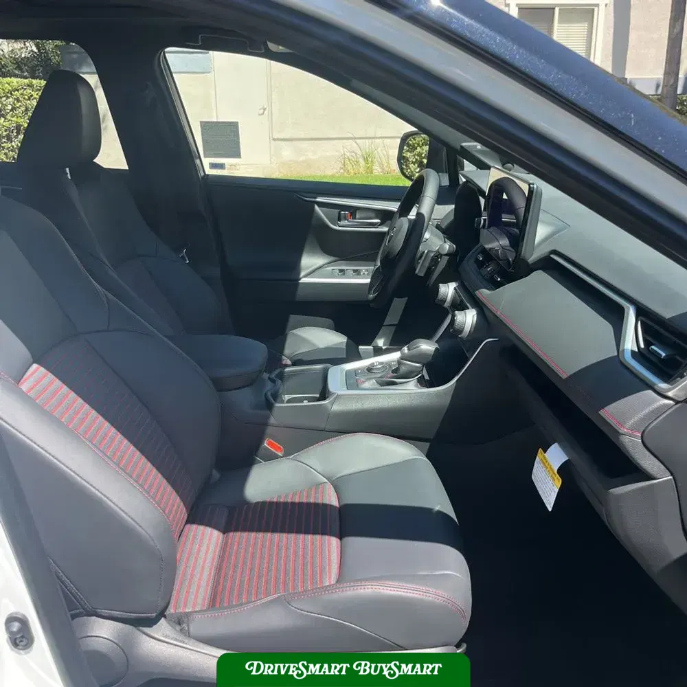 2025 Toyota RAV4 Plug-in Hybrid XSE