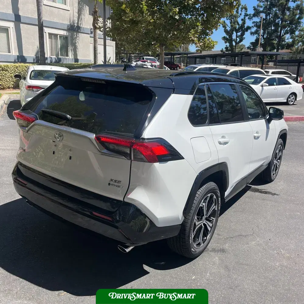 2025 Toyota RAV4 Plug-in Hybrid XSE