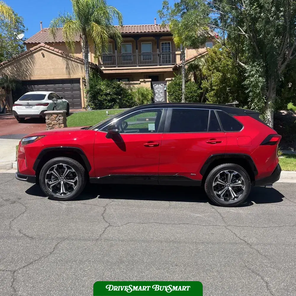 2025 Toyota RAV4 Plug-in Hybrid XSE