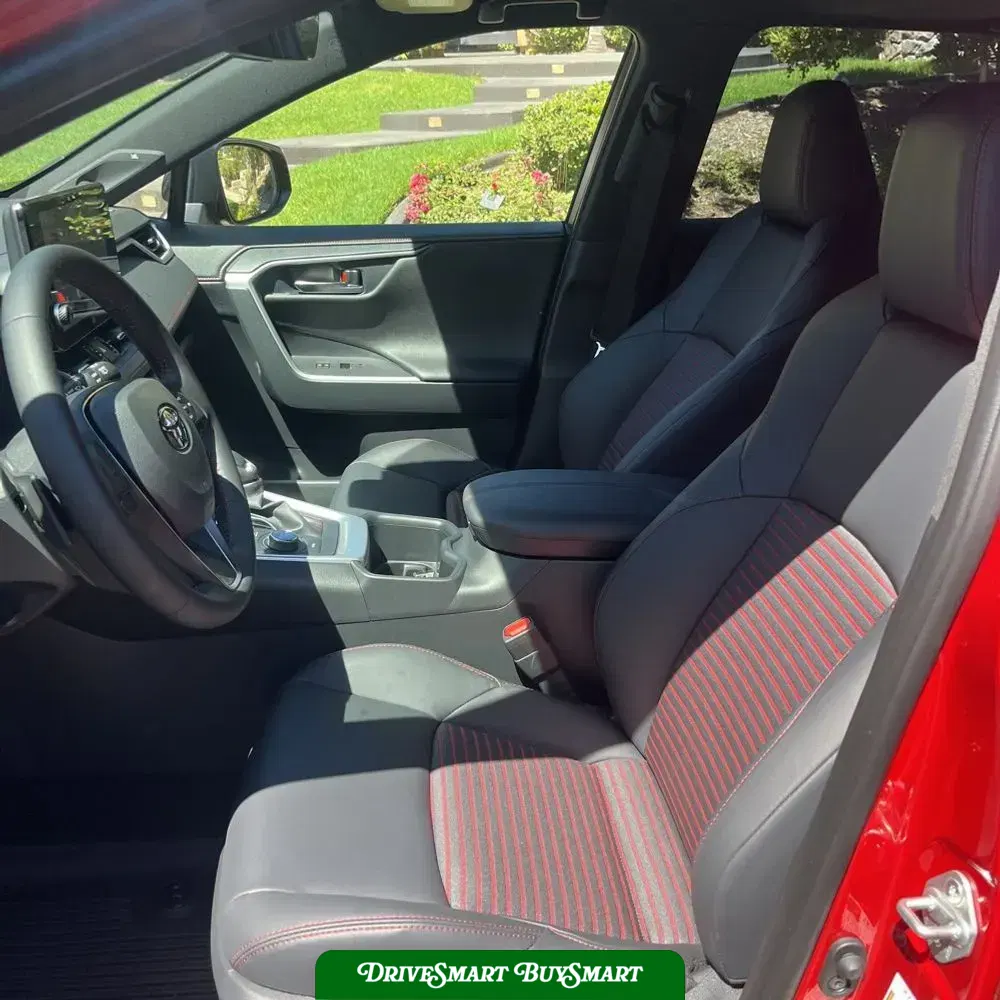 2025 Toyota RAV4 Plug-in Hybrid XSE