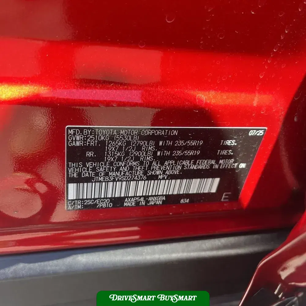 2025 Toyota RAV4 Plug-in Hybrid XSE