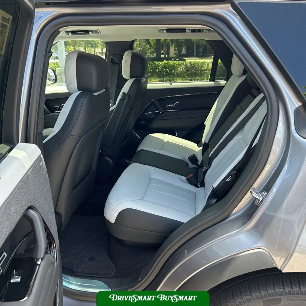 2025 Land Rover Range Rover Sport P550e Autobiography