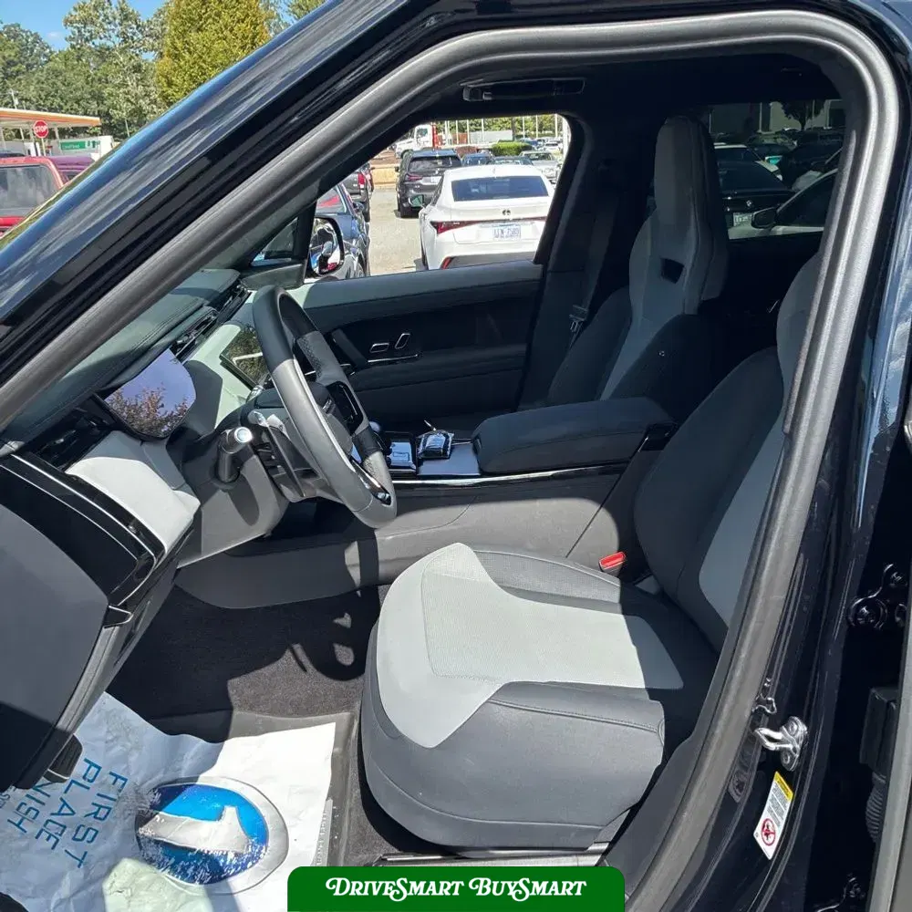 2025 Land Rover Range Rover Sport P635 SV Edition Two
