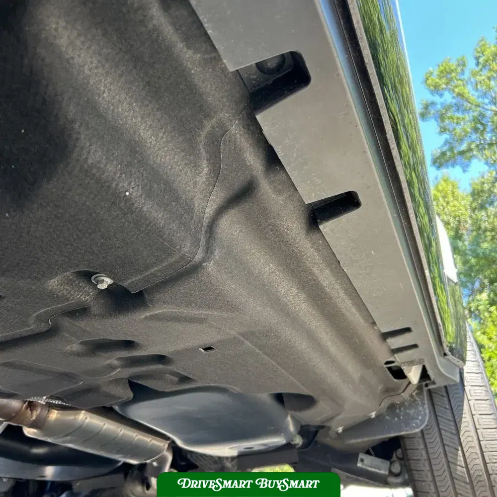 2025 Land Rover Defender 90 P400 X-Dynamic SE