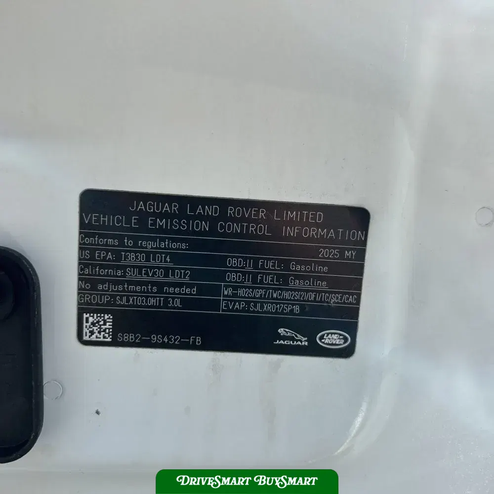2025 Land Rover Defender 90 P400 X-Dynamic SE