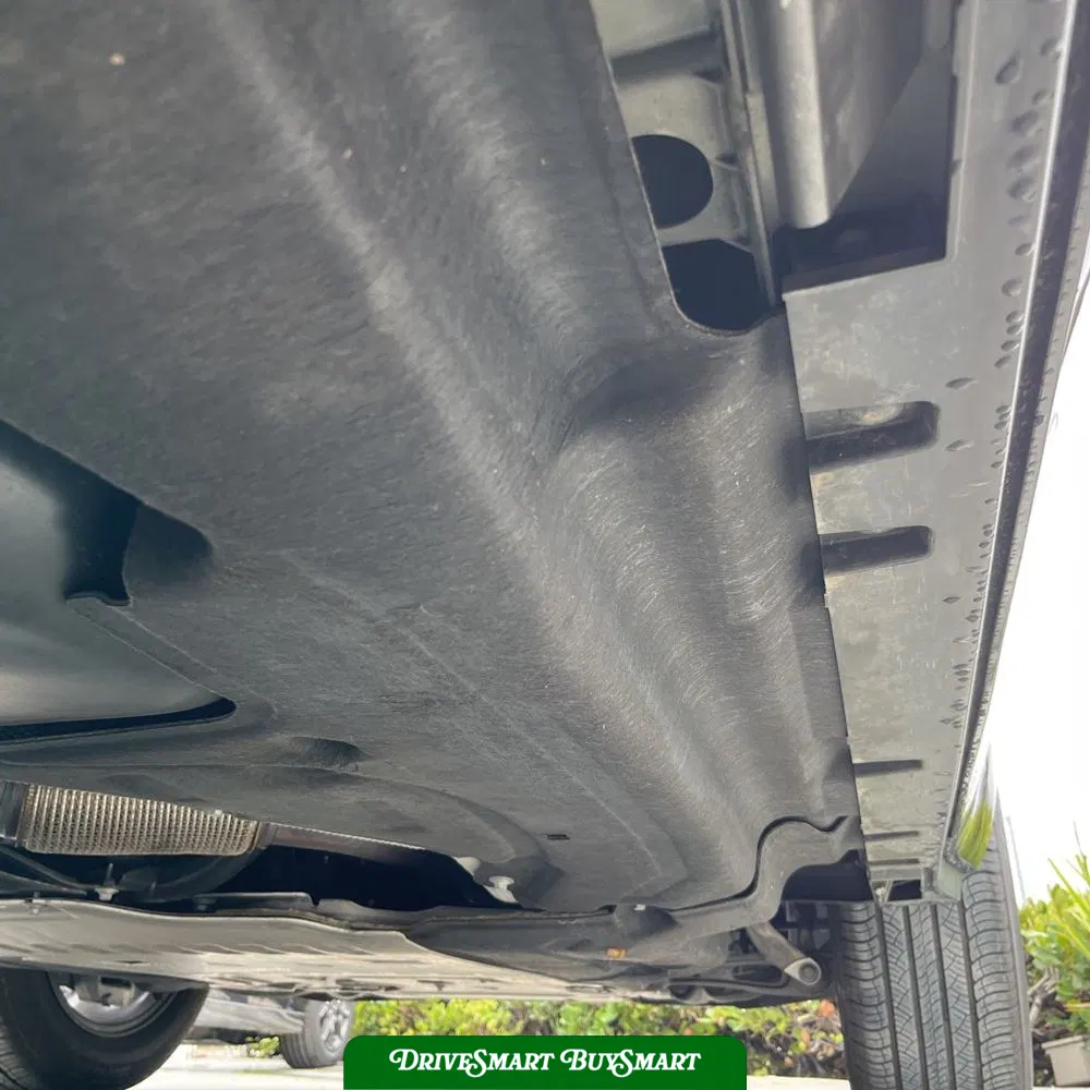 2023 Land Rover Defender 90 X-Dynamic SE