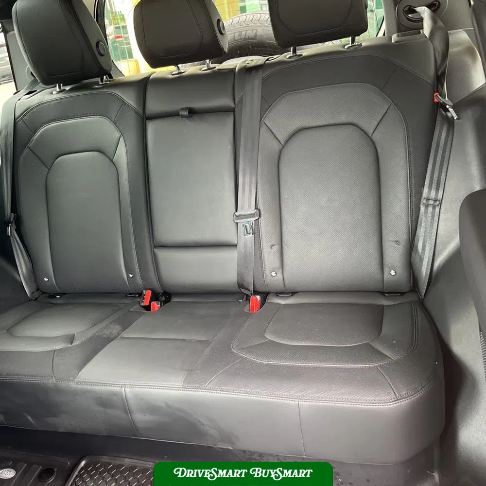 2023 Land Rover Defender 90 X-Dynamic SE