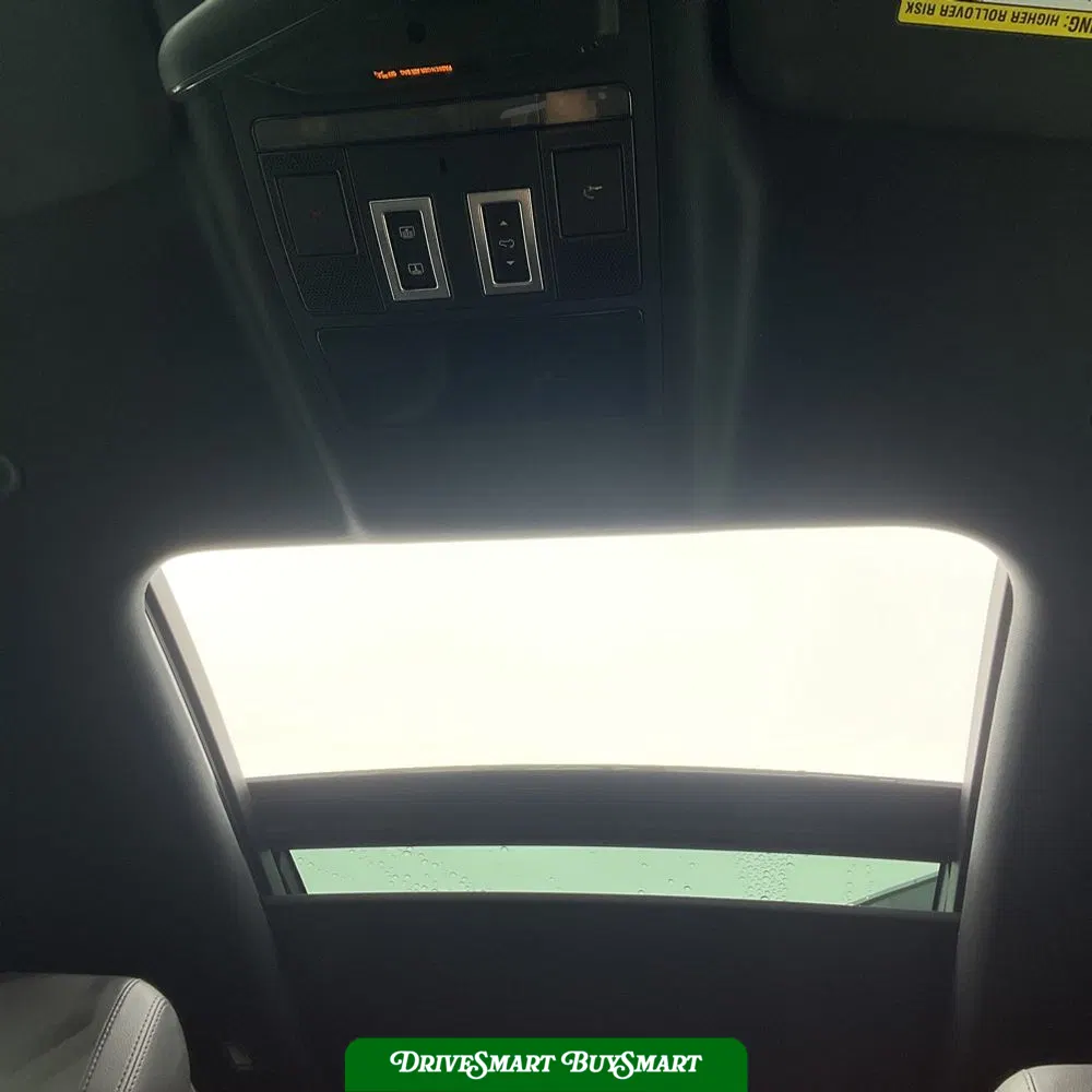 2023 Land Rover Defender 90 X-Dynamic SE