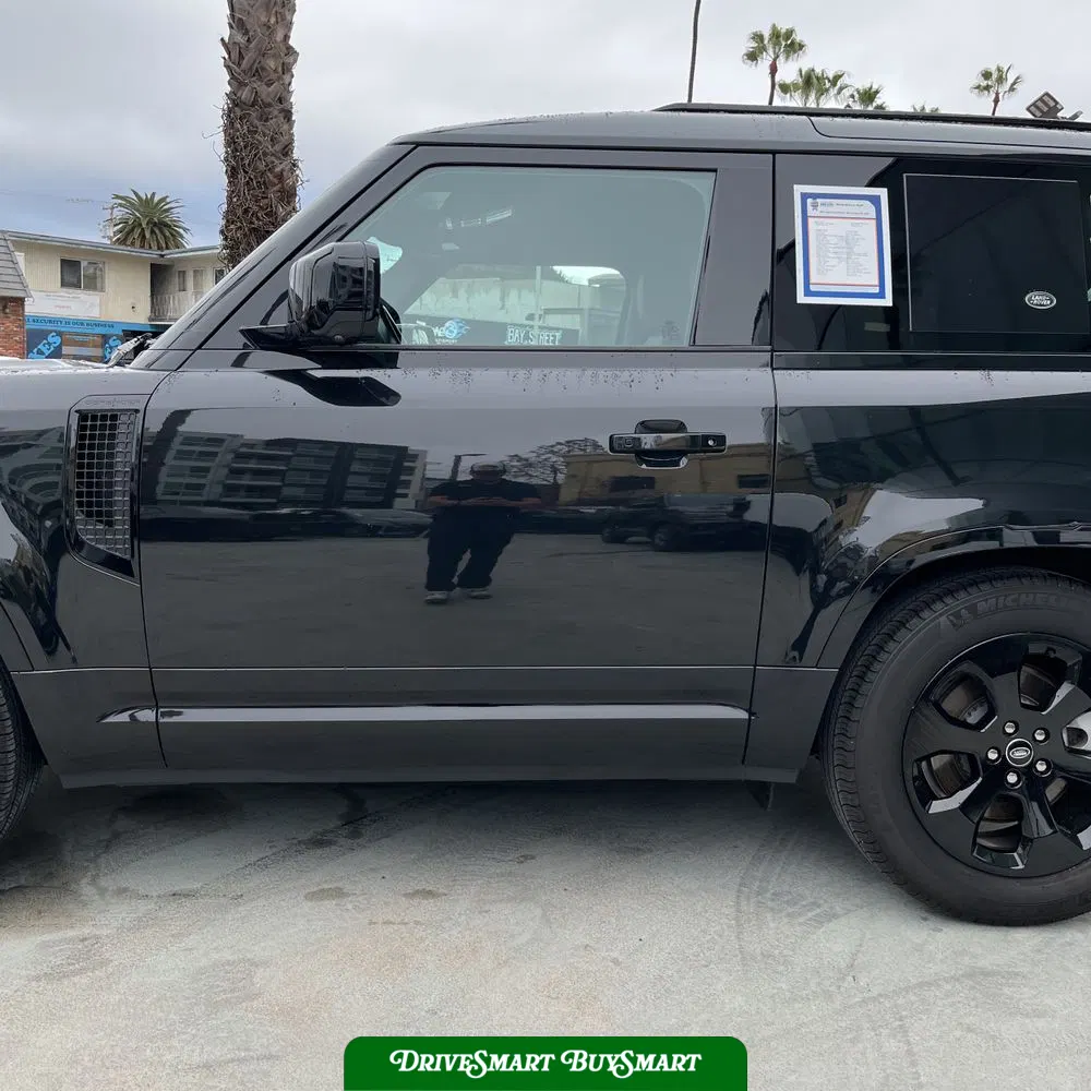 2023 Land Rover Defender 90 X-Dynamic SE