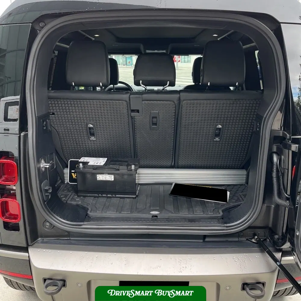 2023 Land Rover Defender 90 X-Dynamic SE