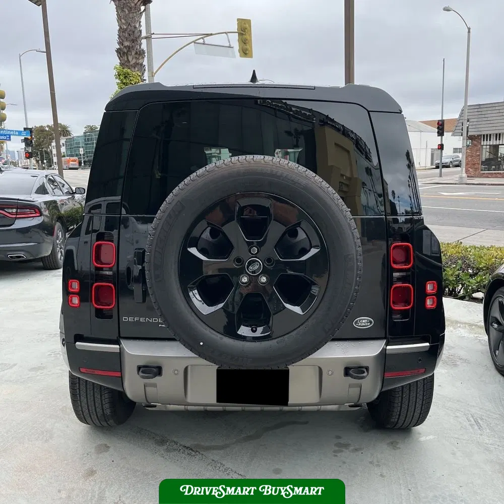 2023 Land Rover Defender 90 X-Dynamic SE
