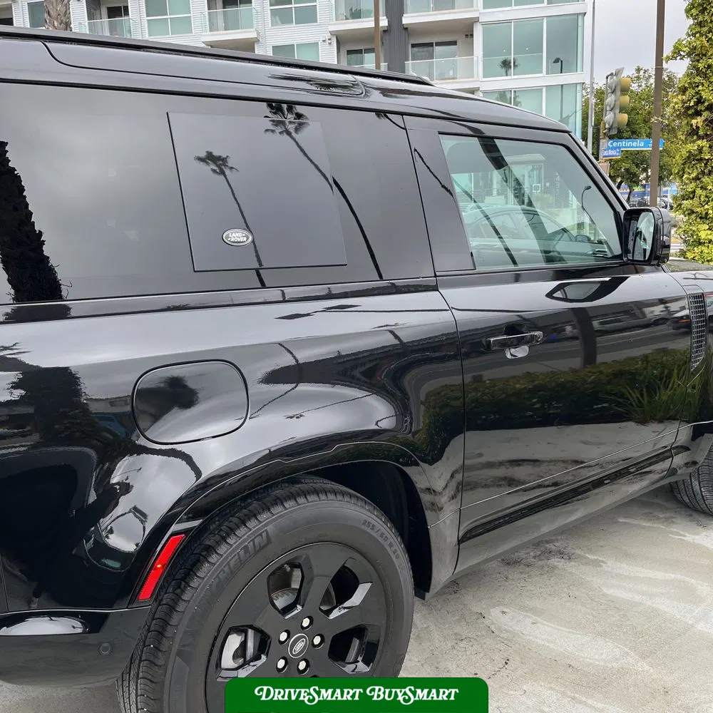 2023 Land Rover Defender 90 X-Dynamic SE