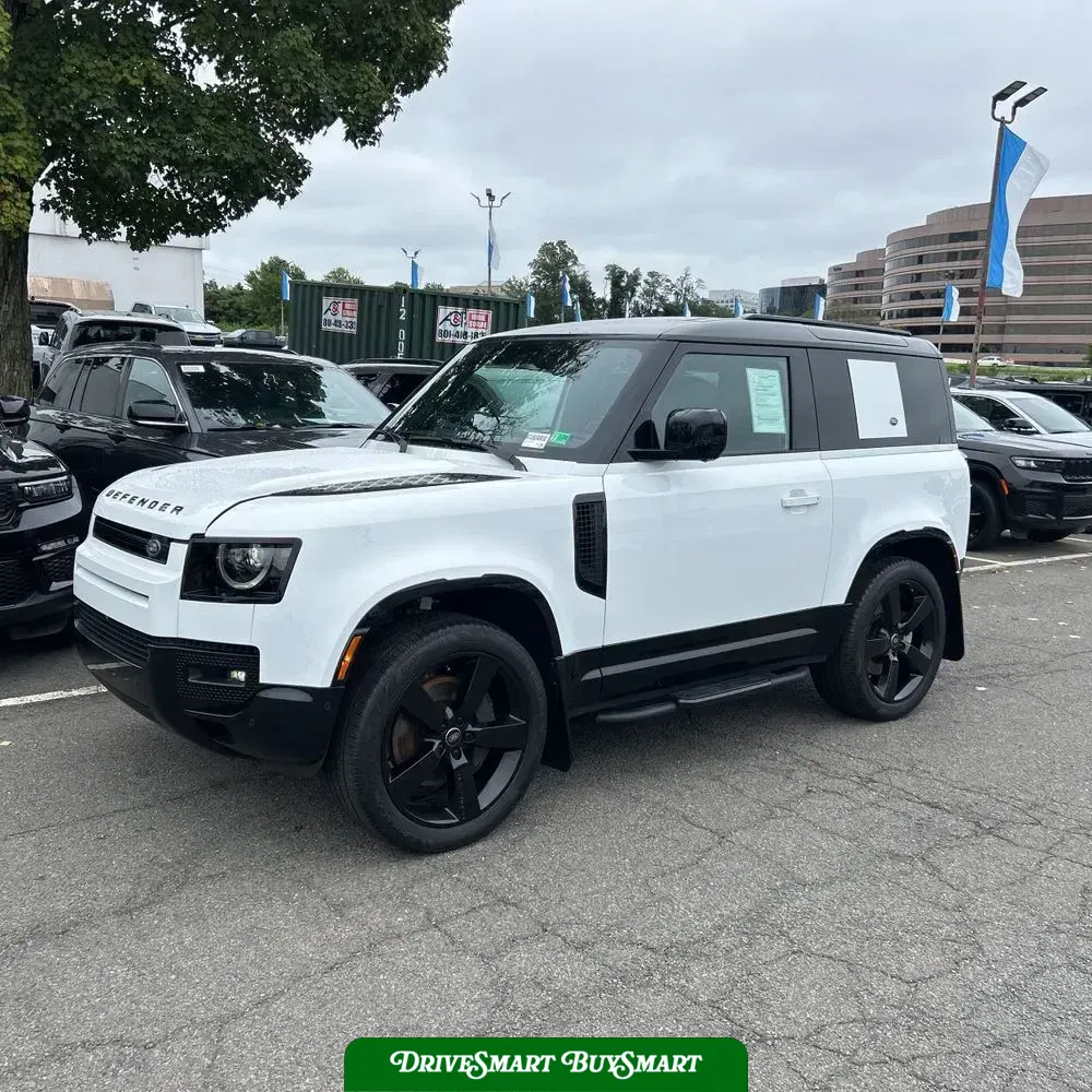 2024 Land Rover Defender 90 P400 X-Dynamic SE