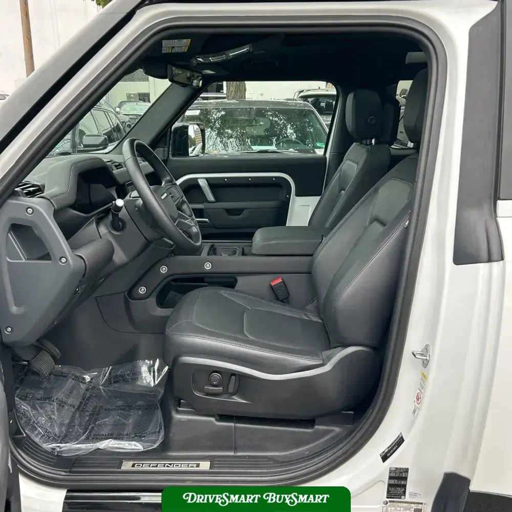 2024 Land Rover Defender 90 P400 X-Dynamic SE
