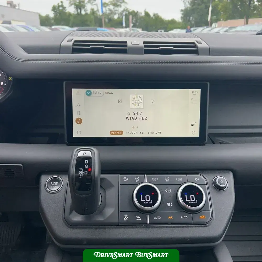 2024 Land Rover Defender 90 P400 X-Dynamic SE