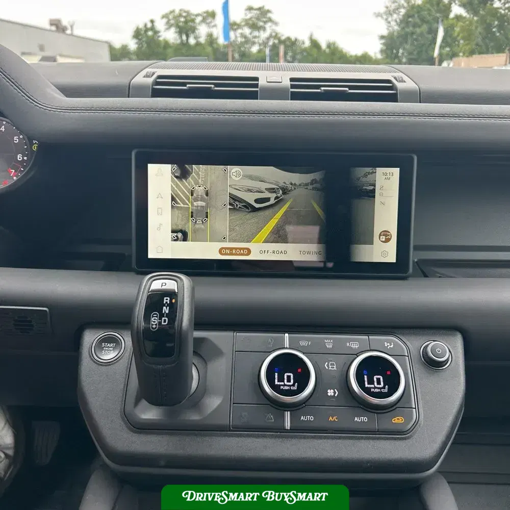 2024 Land Rover Defender 90 P400 X-Dynamic SE