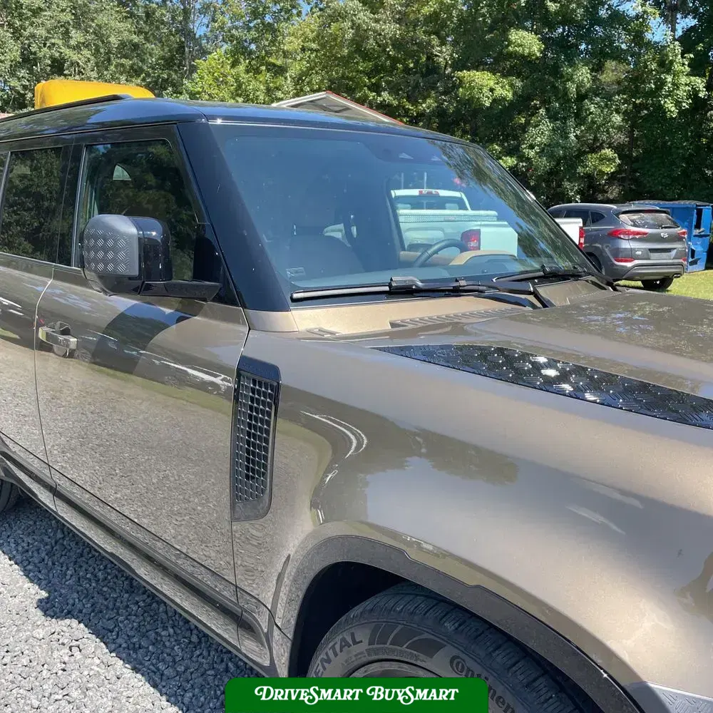 2025 Land Rover Defender 110 X-Dyn SE P400