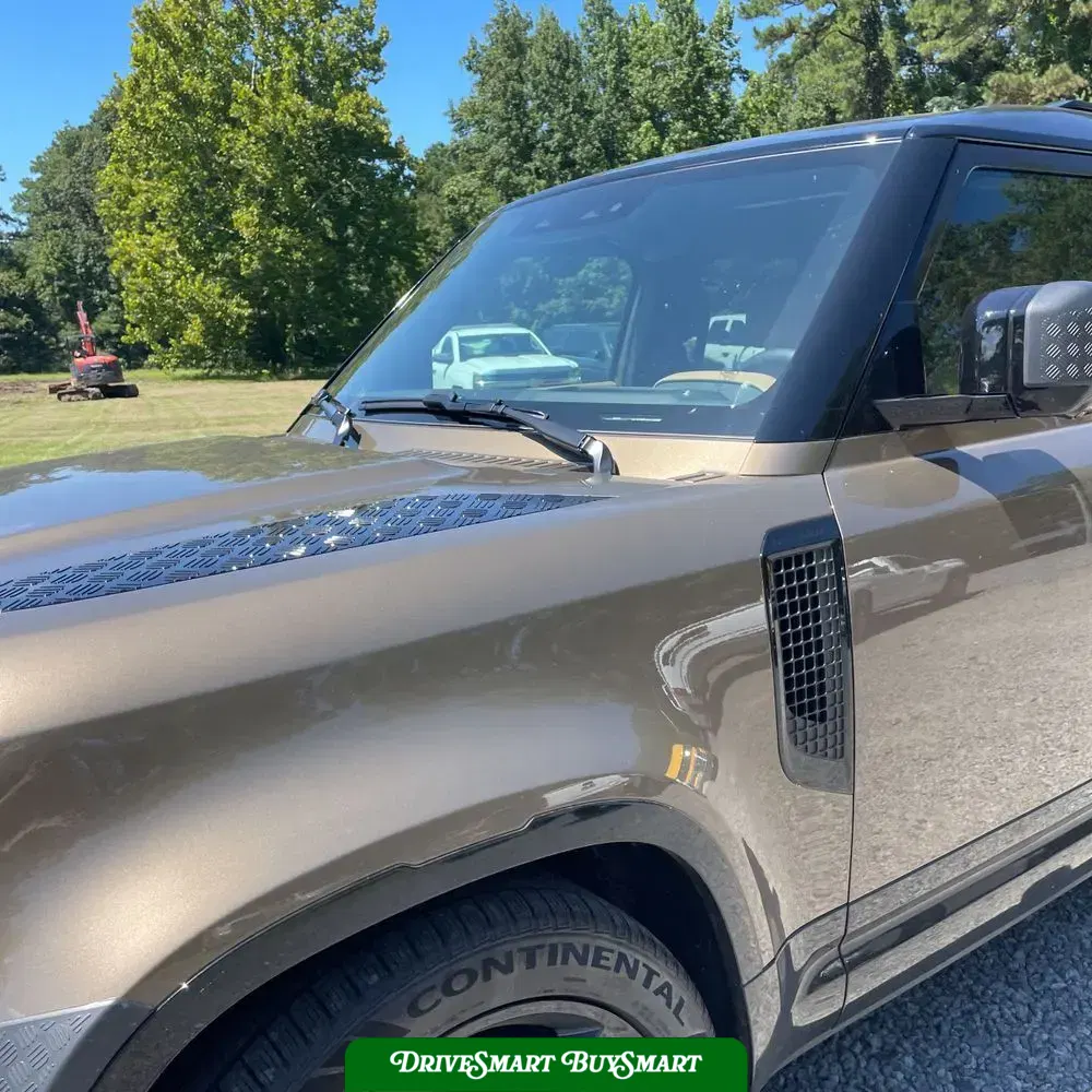 2025 Land Rover Defender 110 X-Dyn SE P400