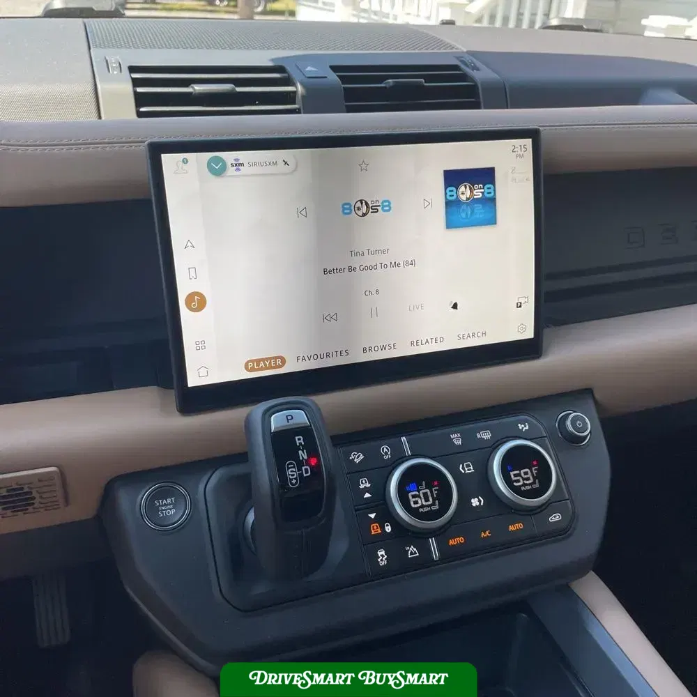 2025 Land Rover Defender 110 X-Dyn SE P400