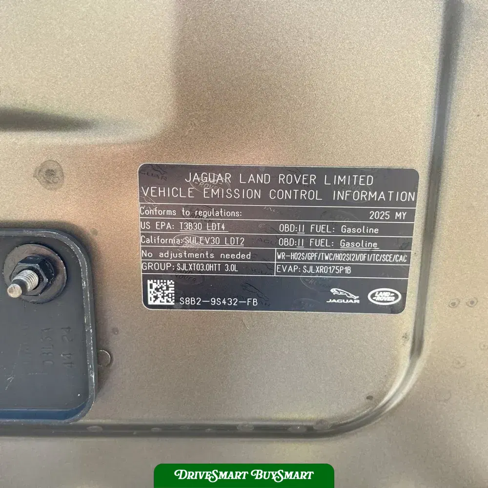 2025 Land Rover Defender 110 X-Dyn SE P400