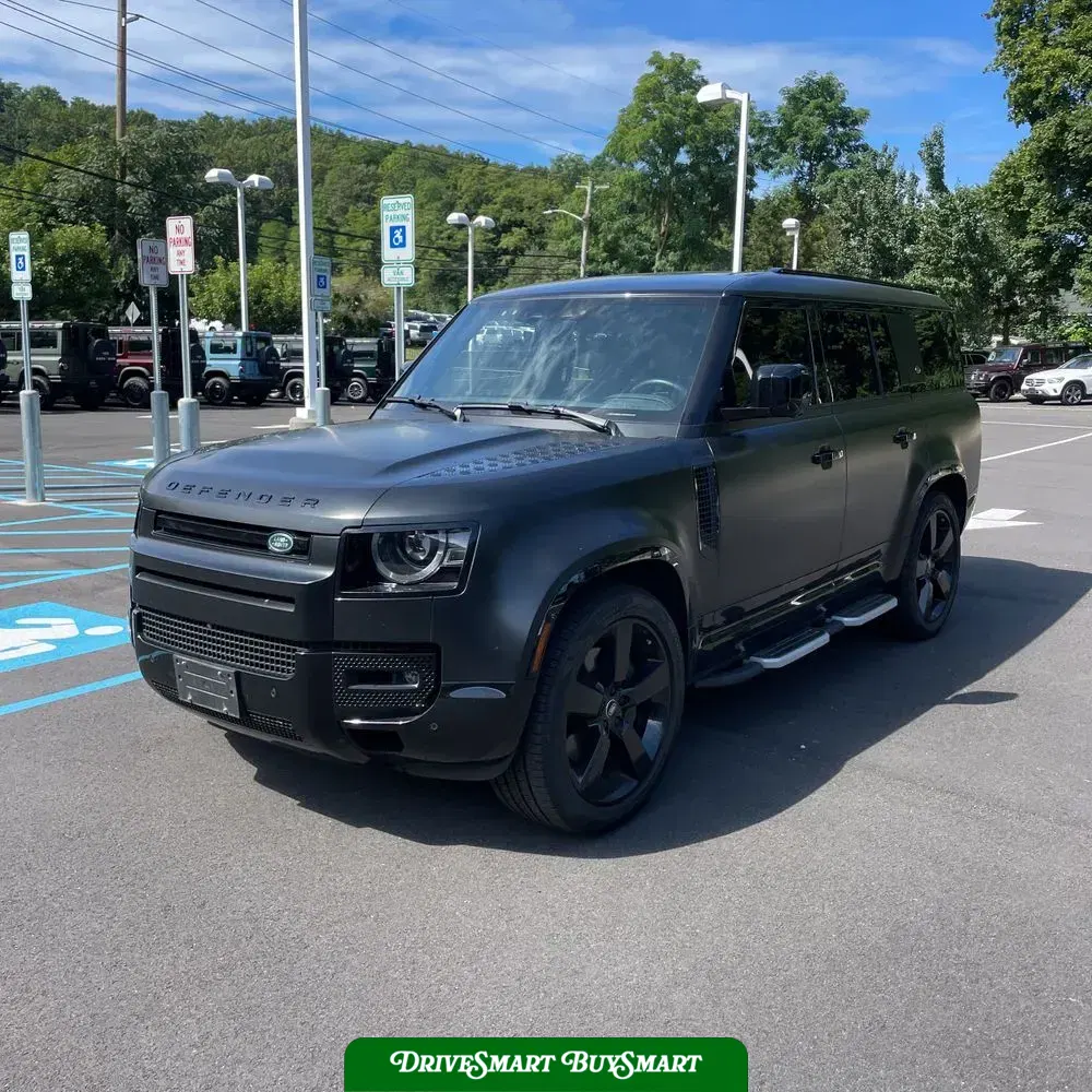 2024 Land Rover Defender 130 X-Dyn SE P400