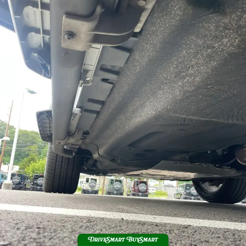 2024 Land Rover Defender 130 X-Dyn SE P400