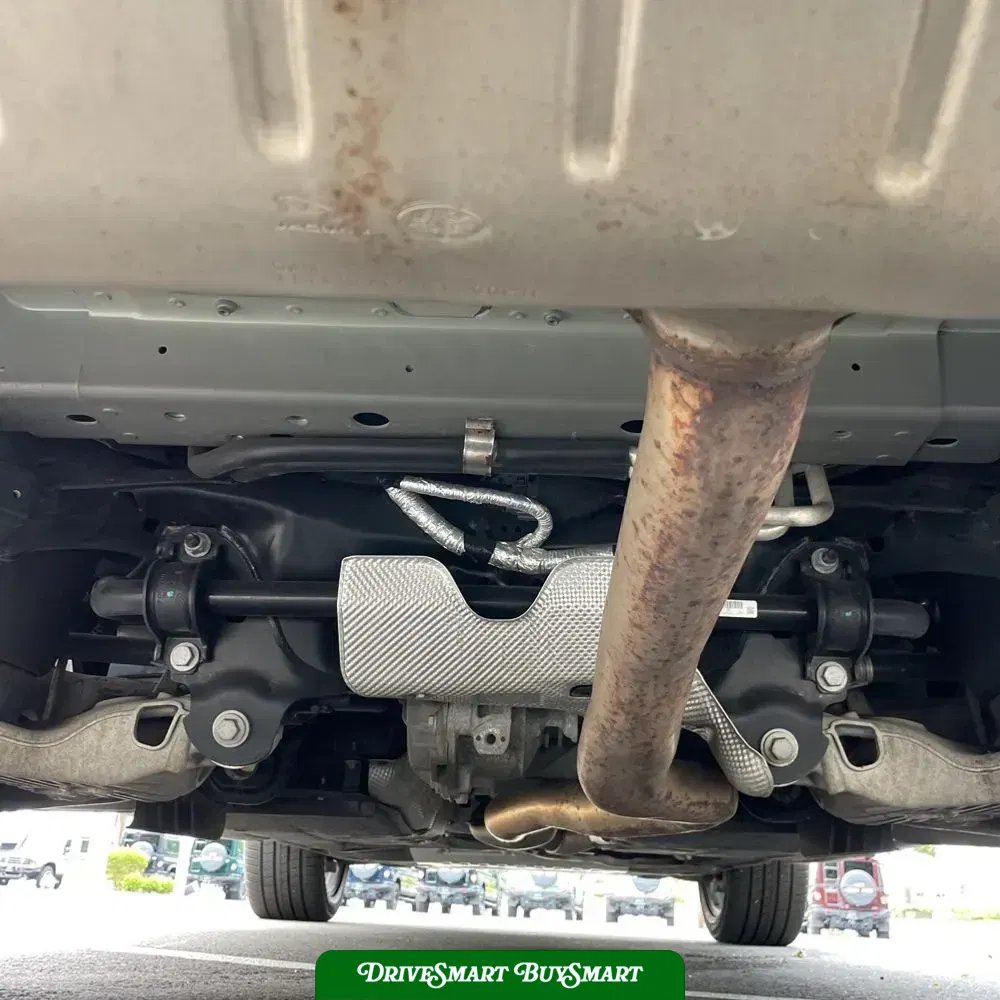 2024 Land Rover Defender 130 X-Dyn SE P400