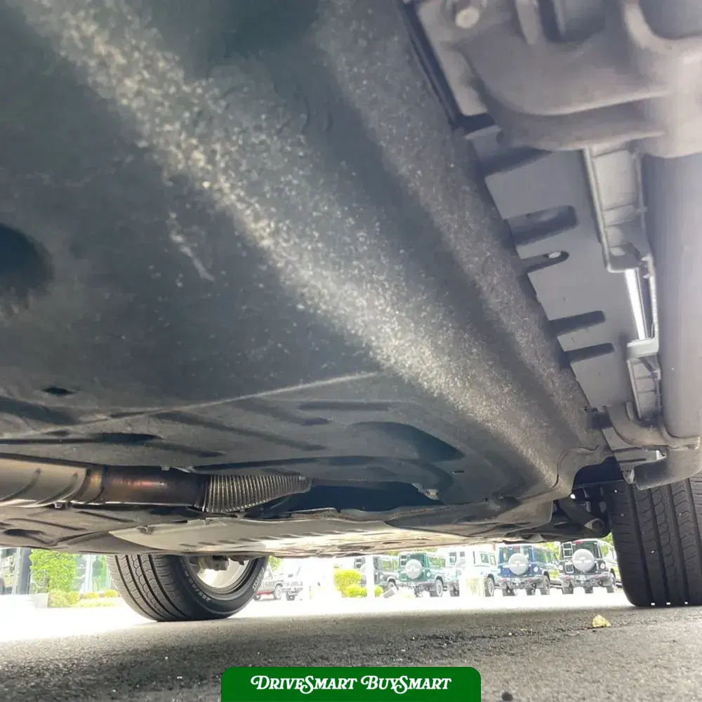 2024 Land Rover Defender 130 X-Dyn SE P400