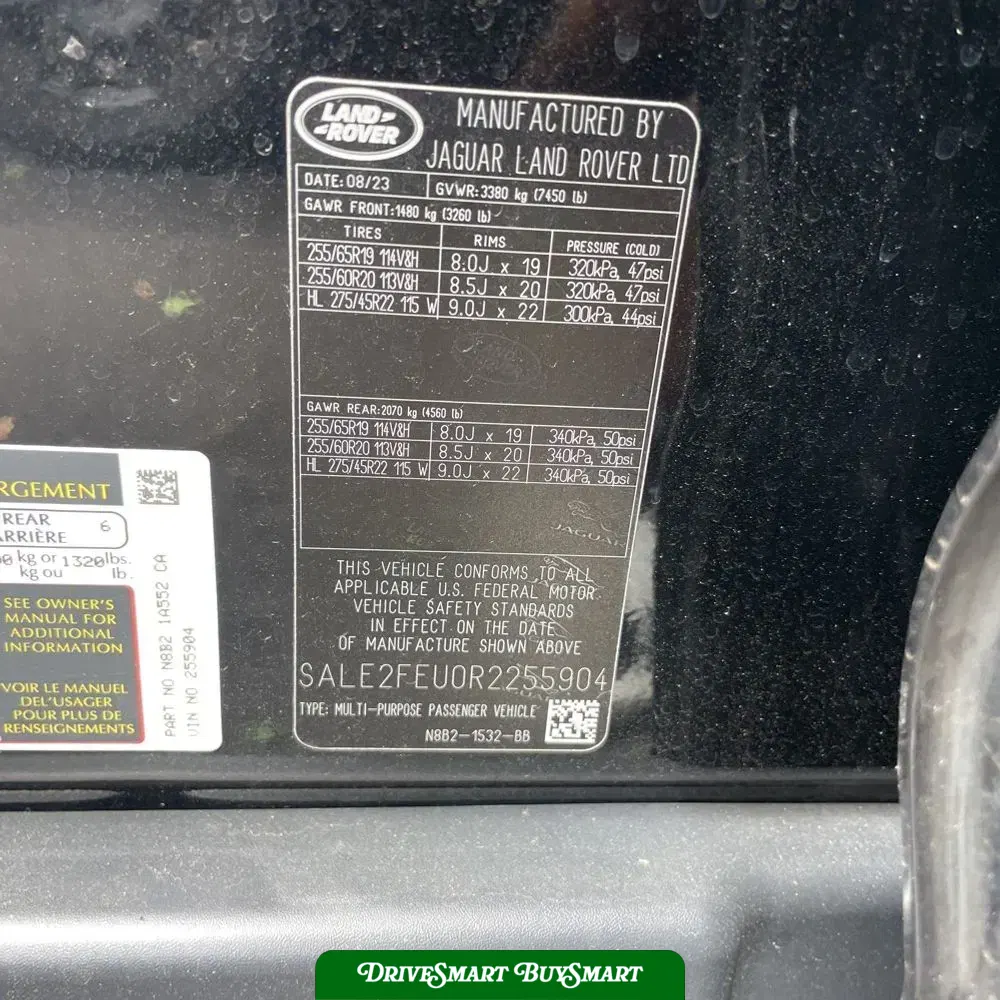 2024 Land Rover Defender 130 X-Dyn SE P400