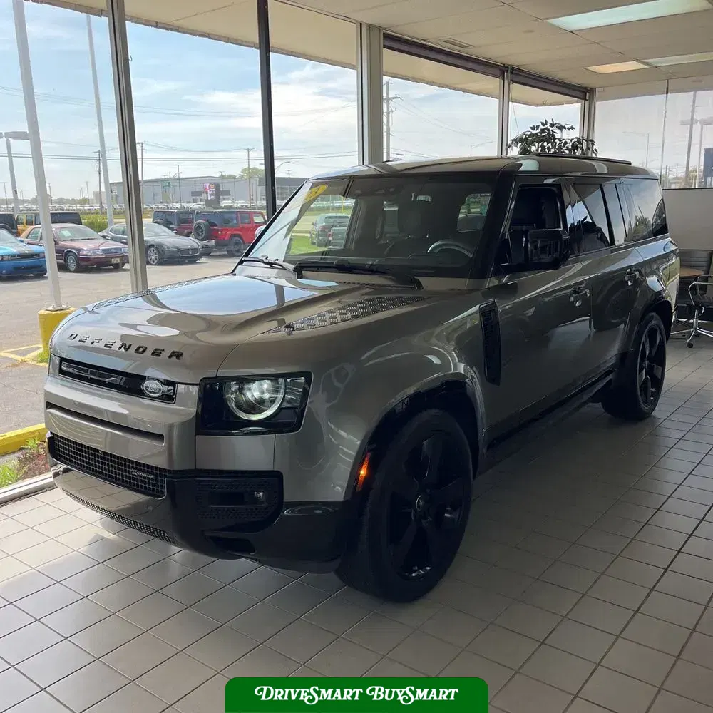 2023 Land Rover Defender 130 X-Dynamic SE