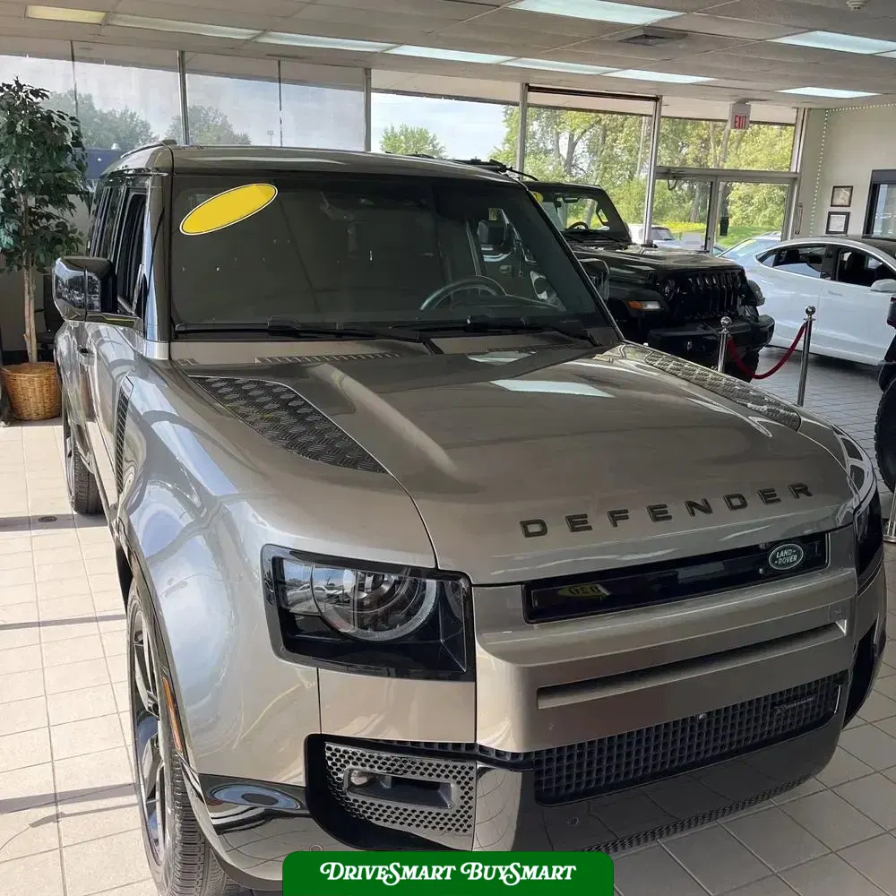 2023 Land Rover Defender 130 X-Dynamic SE