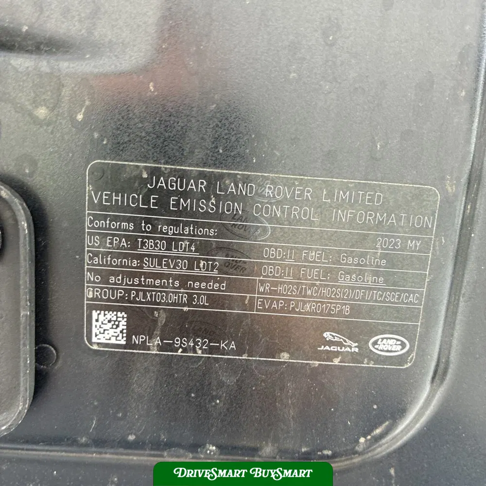 2023 Land Rover Defender 130 X-Dynamic SE