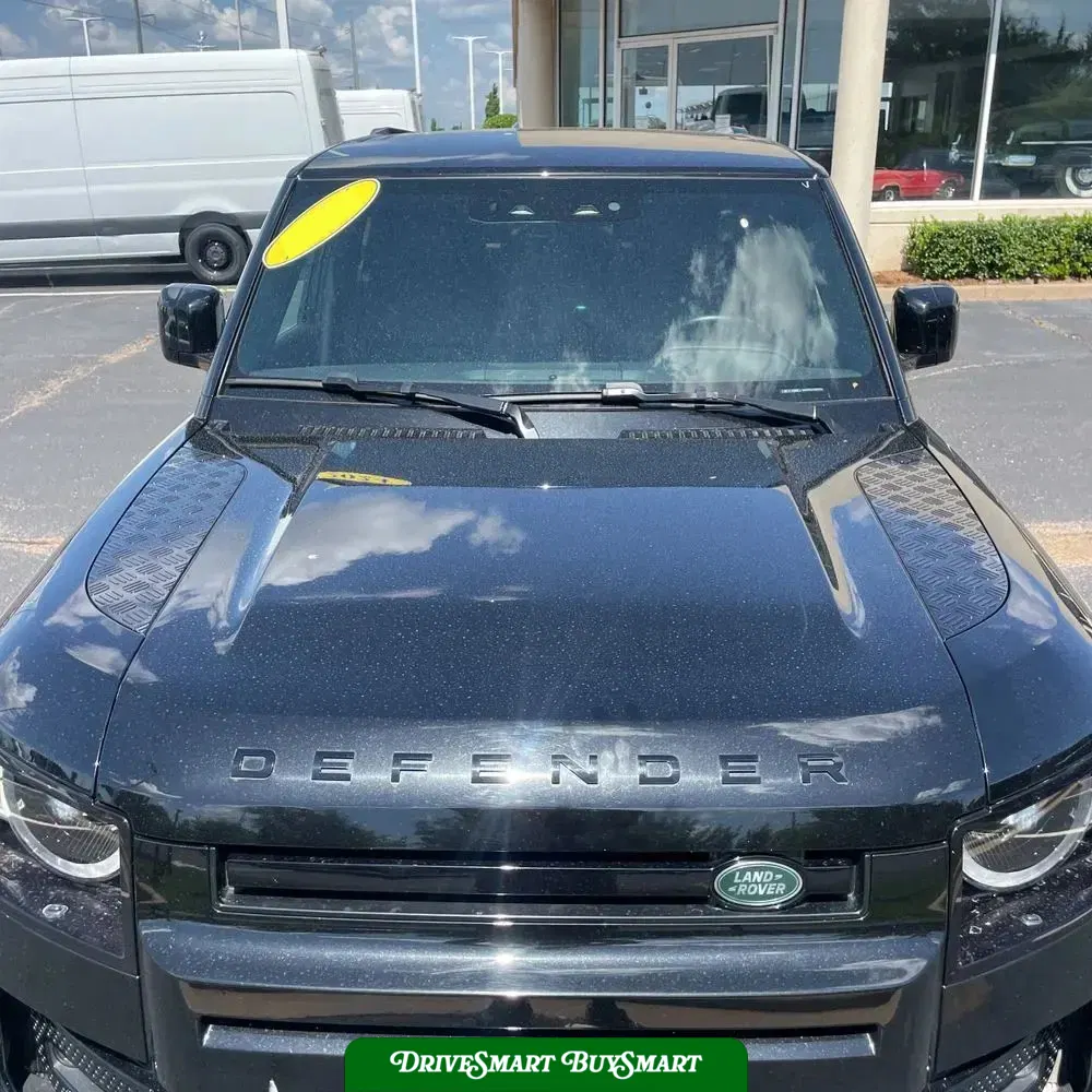 2024 Land Rover Defender 130 P400 X-Dynamic SE
