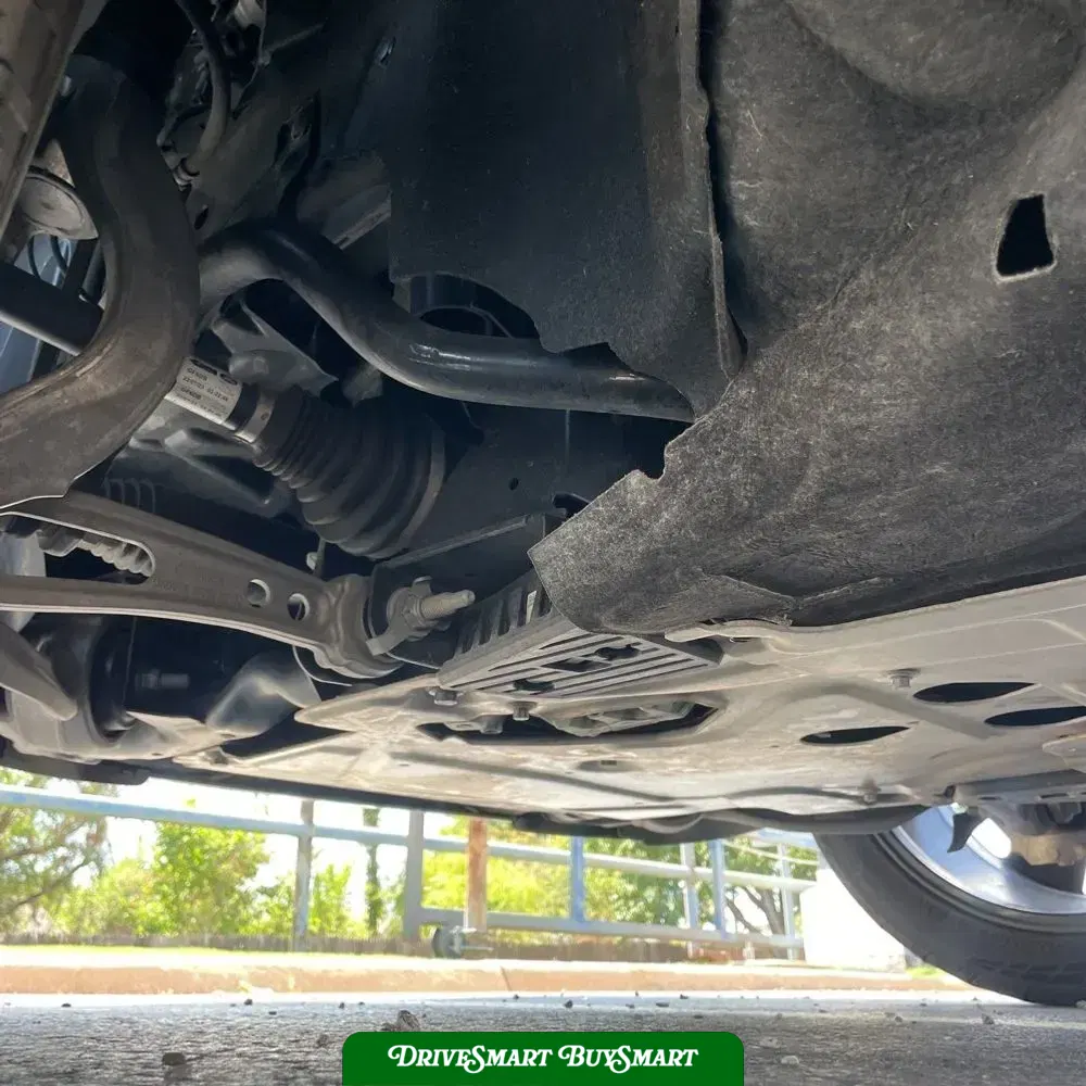 2024 Land Rover Defender 130 P400 X-Dynamic SE